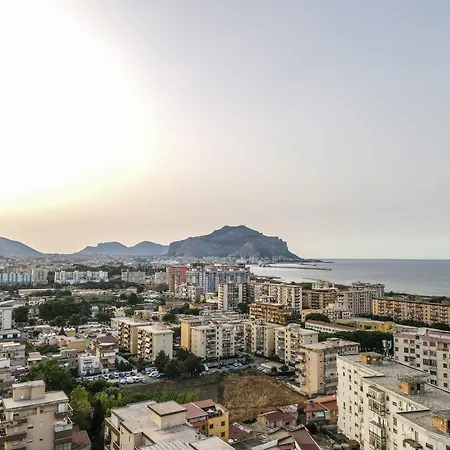 Medea Panoramic Apartment